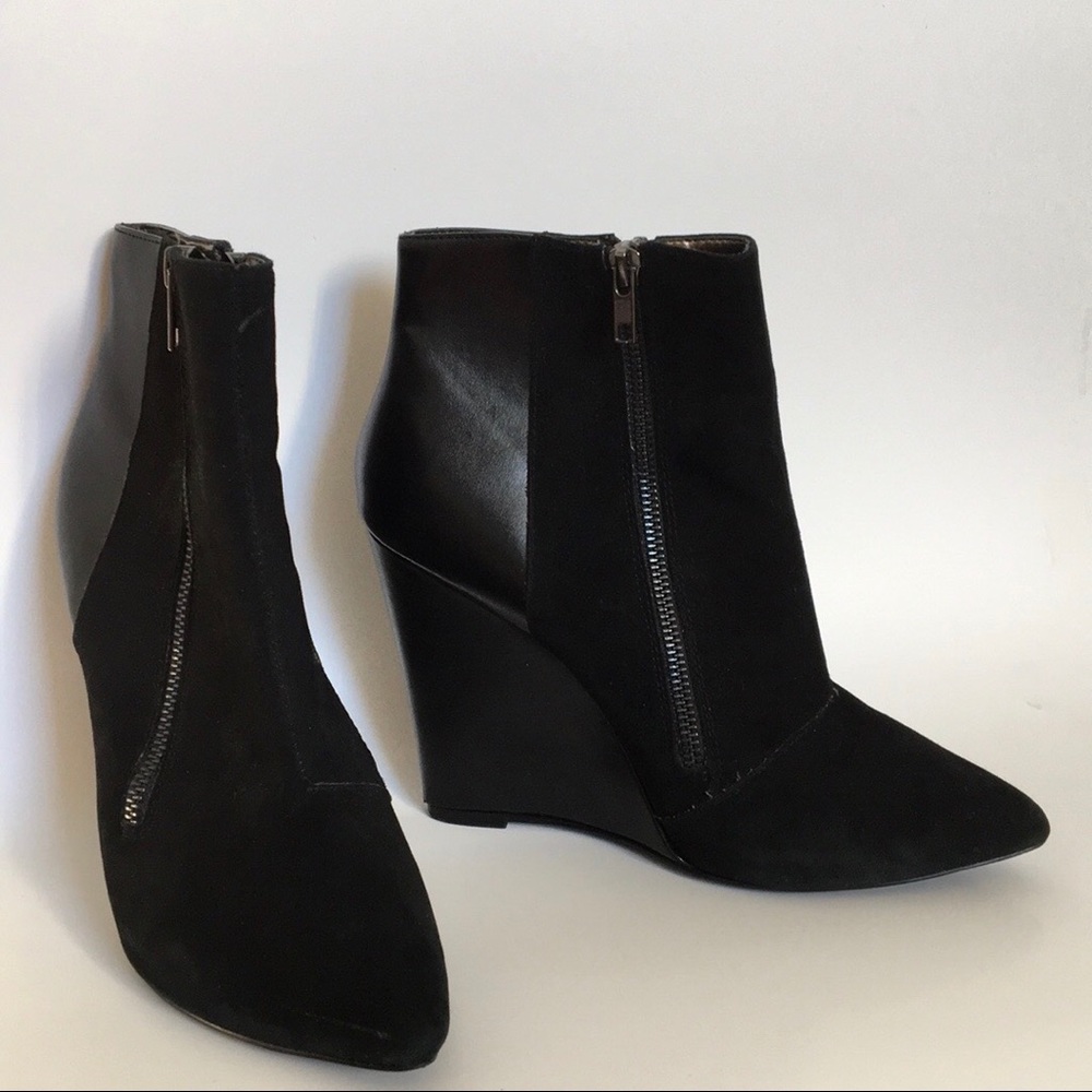 FINAL MARKDOWN Ladies’ Steve Madden Daaring Booties (8.5M)